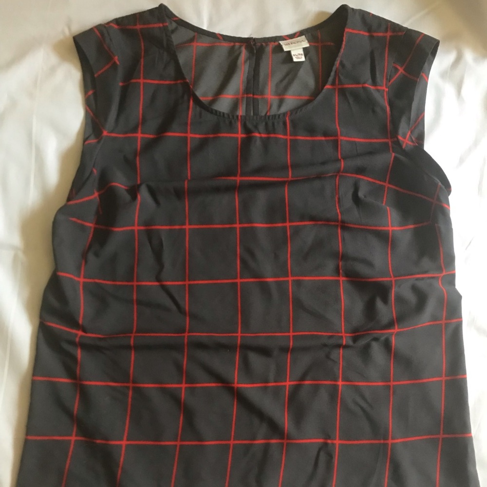 Merona. Grey checkered Dress shirt